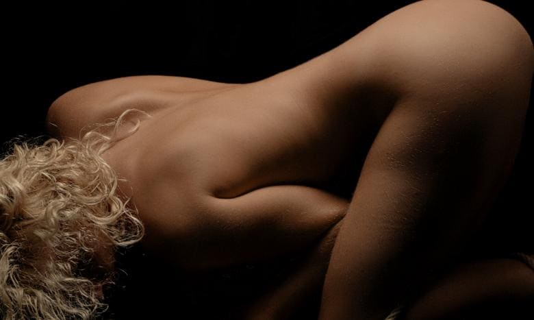 Имитации на эротическом массаже: какие бывают и как исполняются